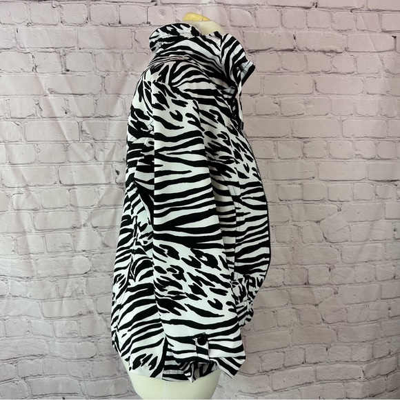 chico's zenergy activewear Womens S Zebra animal Print full zip Jacket - Picture 2 of 9
